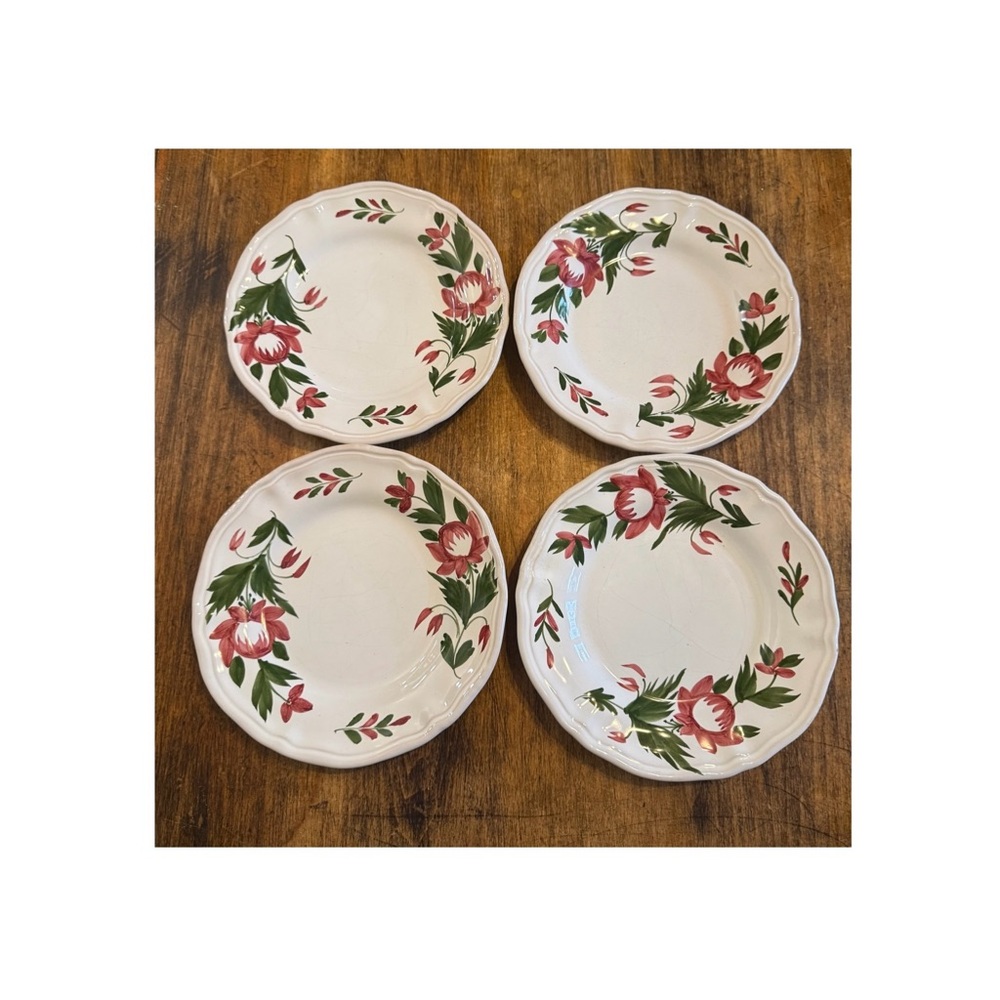 4 Vintage Winterthur Hand Painted Salad Bread Plates Red Flowers 7.75” Italy
